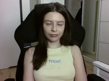 LariceHoney  live sex cam