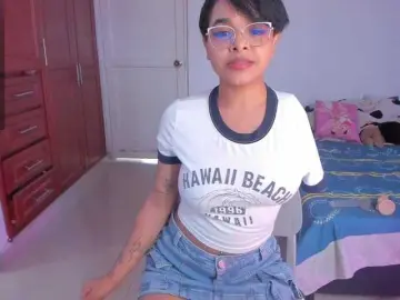 Tatiana25  live sex cam