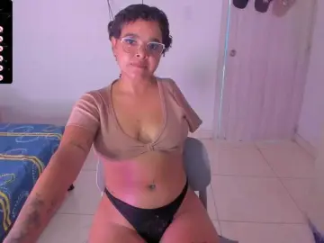 Tatiana25  live sex cam