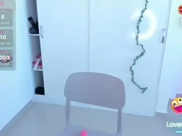 Tatiana25  live sex cam
