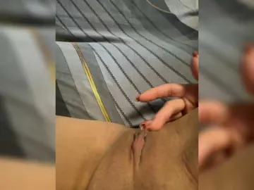 Yana310  live sex cam
