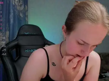 Evallusion  live sex cam