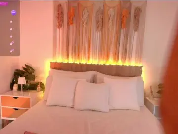 EvyOwens  live sex cam