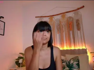 EvyOwens  live sex cam
