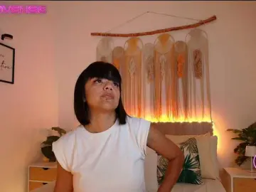 EvyOwens  live sex cam