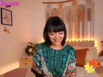 EvyOwens  live sex cam