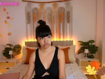 EvyOwens  live sex cam