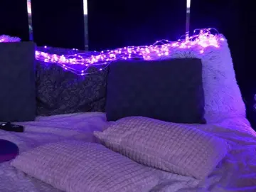GraceHotDavies  live sex cam