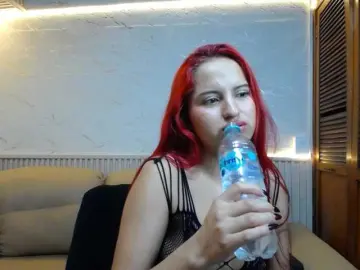 KimberlySkinny  live sex cam