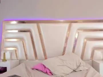LucineArias  live sex cam