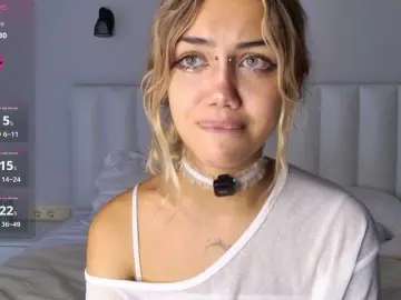 MireyaStone  live sex cam