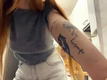 SandeeGaier  live sex cam