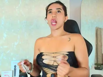 Vittoria-Contii  live sex cam