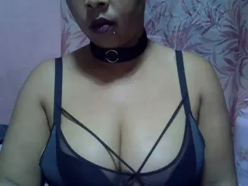 Bigass-tits  live sex cam