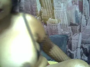 Bigass-tits  live sex cam
