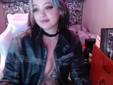 Lummiki  live sex cam