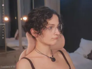 ARTA-live  live sex cam