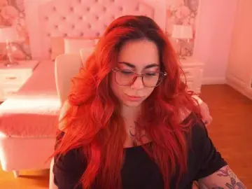 AmazonkaStarrr  live sex cam