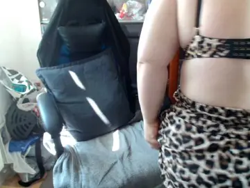 Bbwnicole5  live sex cam
