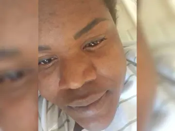 Betty-1  live sex cam