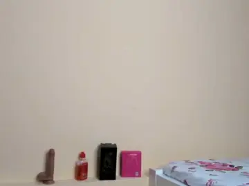 Ebony-Doll  live sex cam