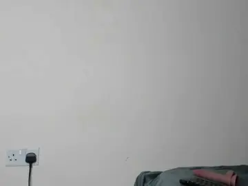 Ebony-Doll  live sex cam