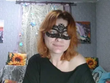 KISS-Lina  live sex cam