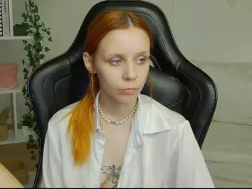 Rachel-lips  live sex cam