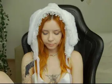 Rachel-lips  live sex cam