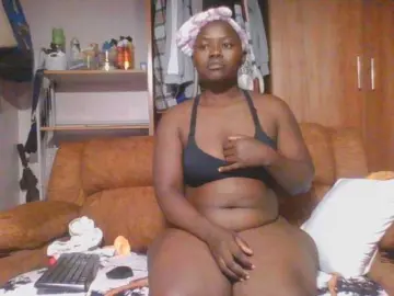 Thickbirdie05  live sex cam