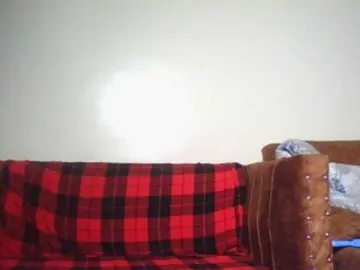 Thickbirdie05  live sex cam