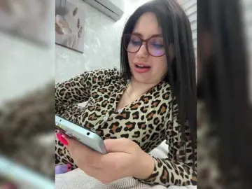 -LeiaProseccina-  live sex cam