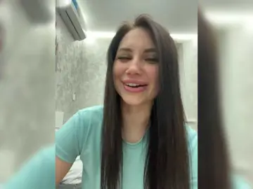 -LeiaProseccina-  live sex cam