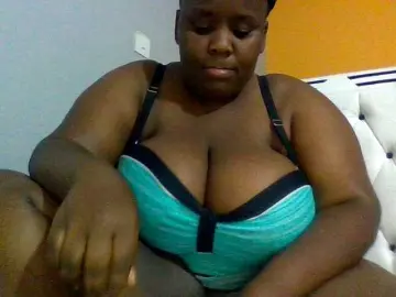 Bursty-Monique  live sex cam