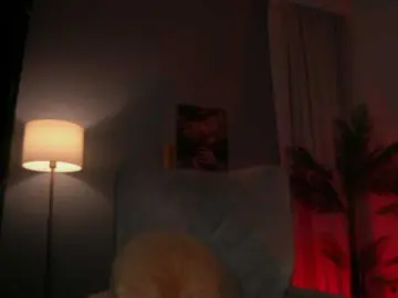 SerenaGrant  live sex cam