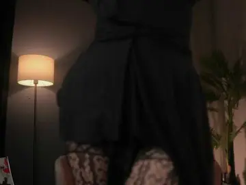 SerenaGrant  live sex cam