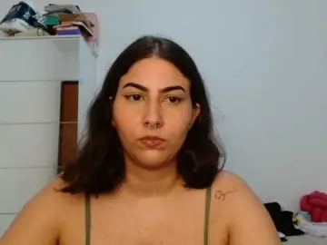 ApenasLys  live sex cam