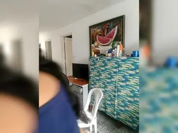 DanniValencia  live sex cam