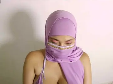 Eva-abaad  live sex cam