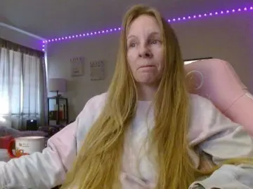 MilaStoned  live sex cam