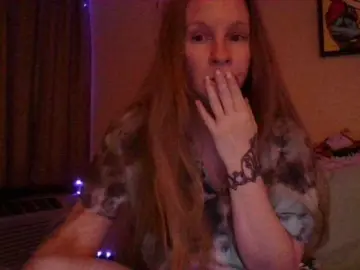 MilaStoned  live sex cam