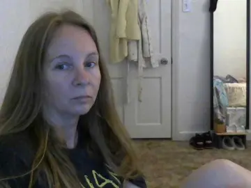 MilaStoned  live sex cam