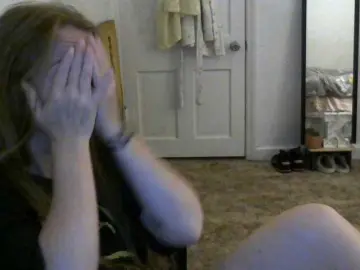 MilaStoned  live sex cam