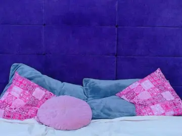 RaysaDrake  live sex cam