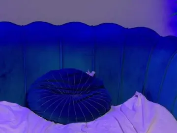 RaysaDrake  live sex cam
