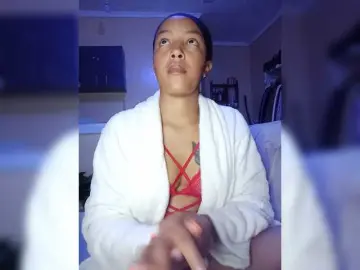 BeautifulGia  live sex cam