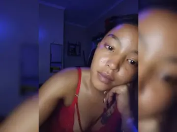 BeautifulGia  live sex cam