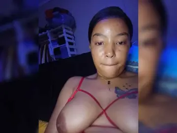 BeautifulGia  live sex cam