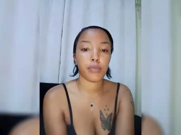 BeautifulGia  live sex cam