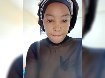 BeautifulGia  live sex cam